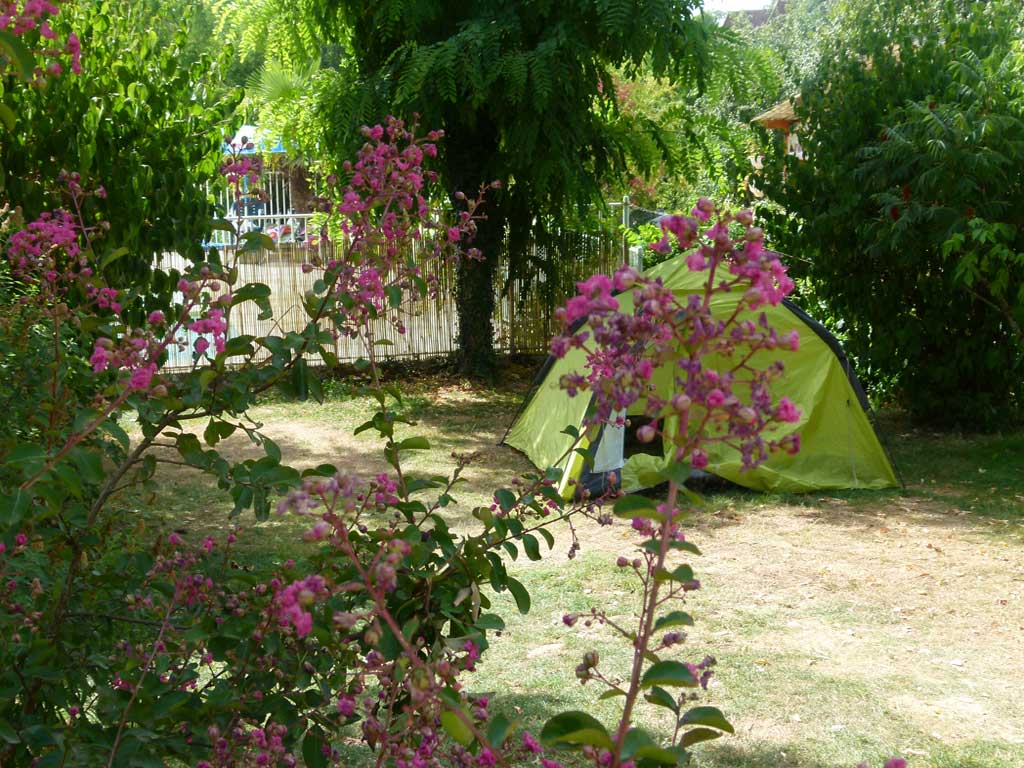 emplacement camping pasirac rocamadour